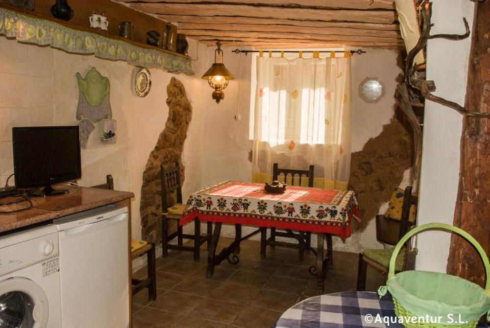 Casa De Los Piragueistas Taravilla 外观 照片